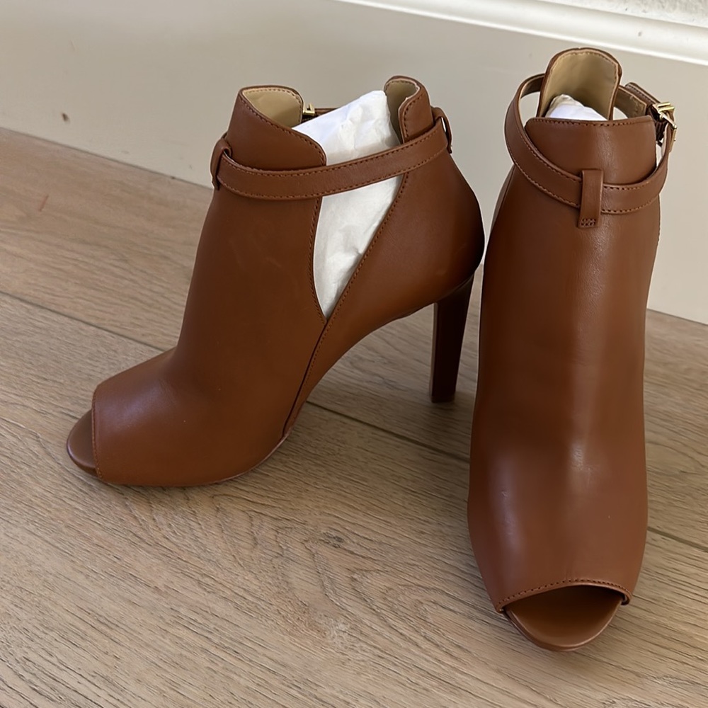 Michael Kors Brown Lawson Open Toe Bootie NEW Size 10M - Picture 3 of 6